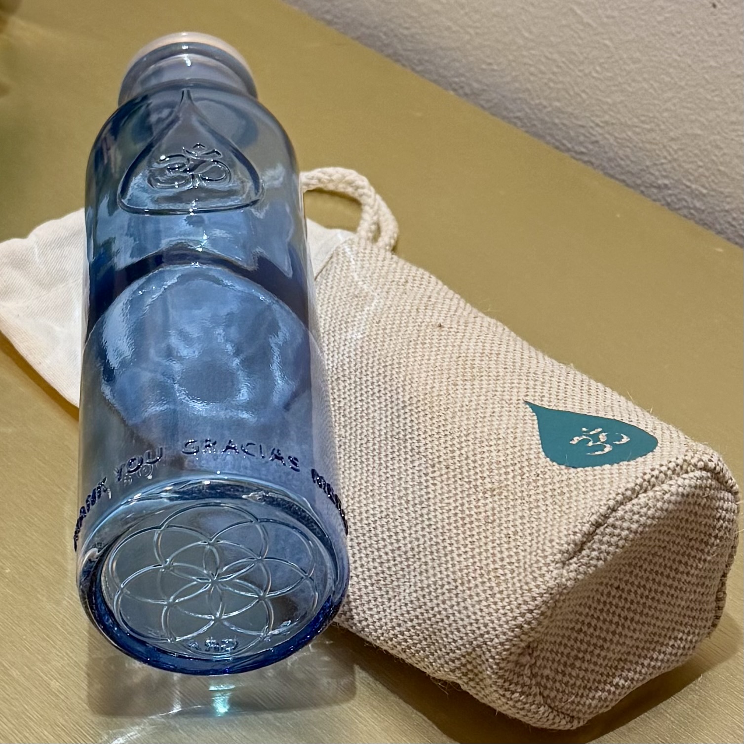 OmWater Mini – Glasflasche für belebtes Wasser 0,5L - Image 2