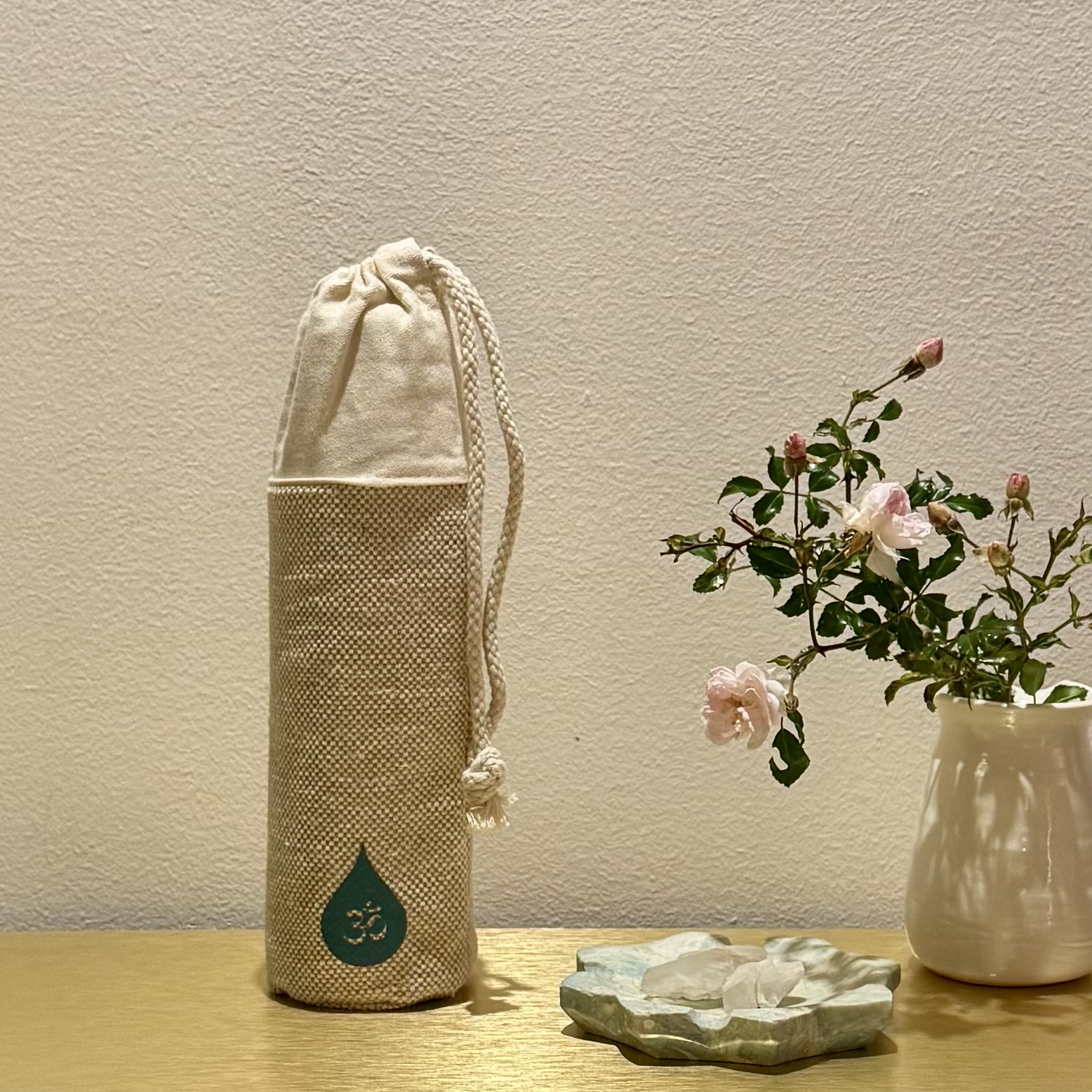 OmWater Mini – Glasflasche für belebtes Wasser 0,5L - Image 3